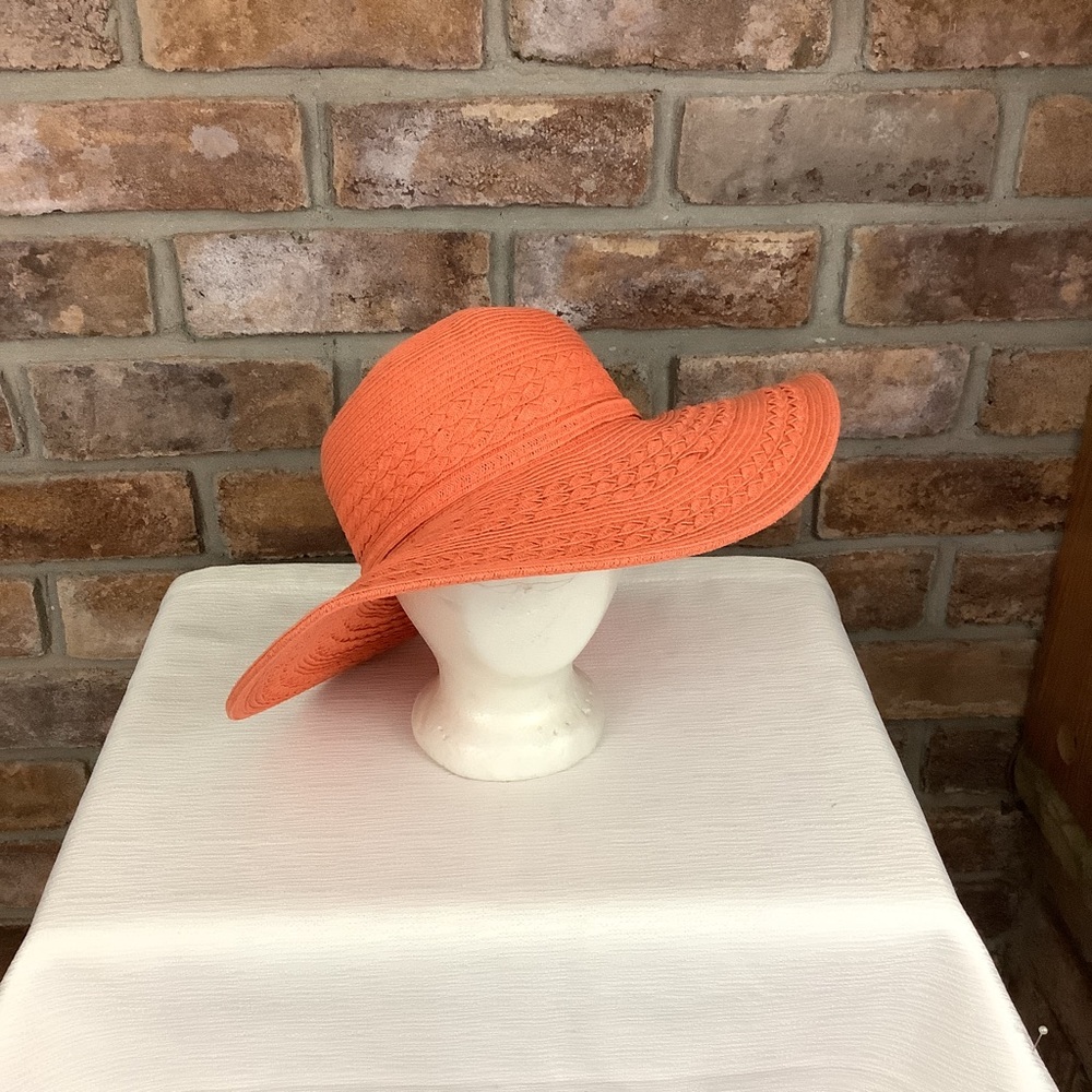 BIJOUX TERNER Floppy Orange Straw Sun Hat - Picture 1 of 9